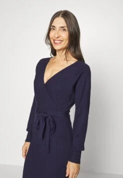 Anna Field Wrap V Ausschnitt Mini Strickkleid Mit Gürtel - Robe Fourreau - Dark Blue -Anna Field 15ce62b8c63b40c0864cdec8b251219d