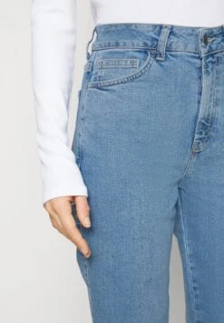 Jean Slim - Light Blue Denim -Anna Field 4c1bcf1d3eb745ee908ebe67cd4bac5e