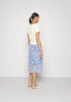 Anna Field Gilet - 003 - Off-White -Anna Field 5a62c35cf89046b1b495a21085772e54