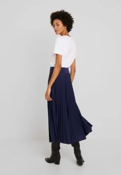 Anna Field Plisse A-Line Midi Skirt - Jupe Trapèze - Maritime Blue 10 Anna Field Plisse A-Line Midi Skirt - Jupe Trapèze - Maritime Blue -Anna Field 5e377213776043ae87e0befe2a75e8ca