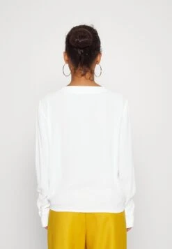 Blouse - Off-White 10 Blouse - Off-White -Anna Field 6bfcc22237fe46768f1cc5d38077af42
