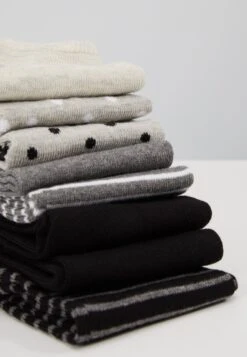 Anna Field 8Pp Spot Stripe - Chaussettes - Grey -Anna Field c4f9f9de7c754216a2ed0c3f542fba9e