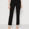 Anna Field Jean Droit - Black Denim 2 Anna Field Jean Droit - Black Denim -Anna Field d80dacb3e7a7472e99893045a0a25c5f