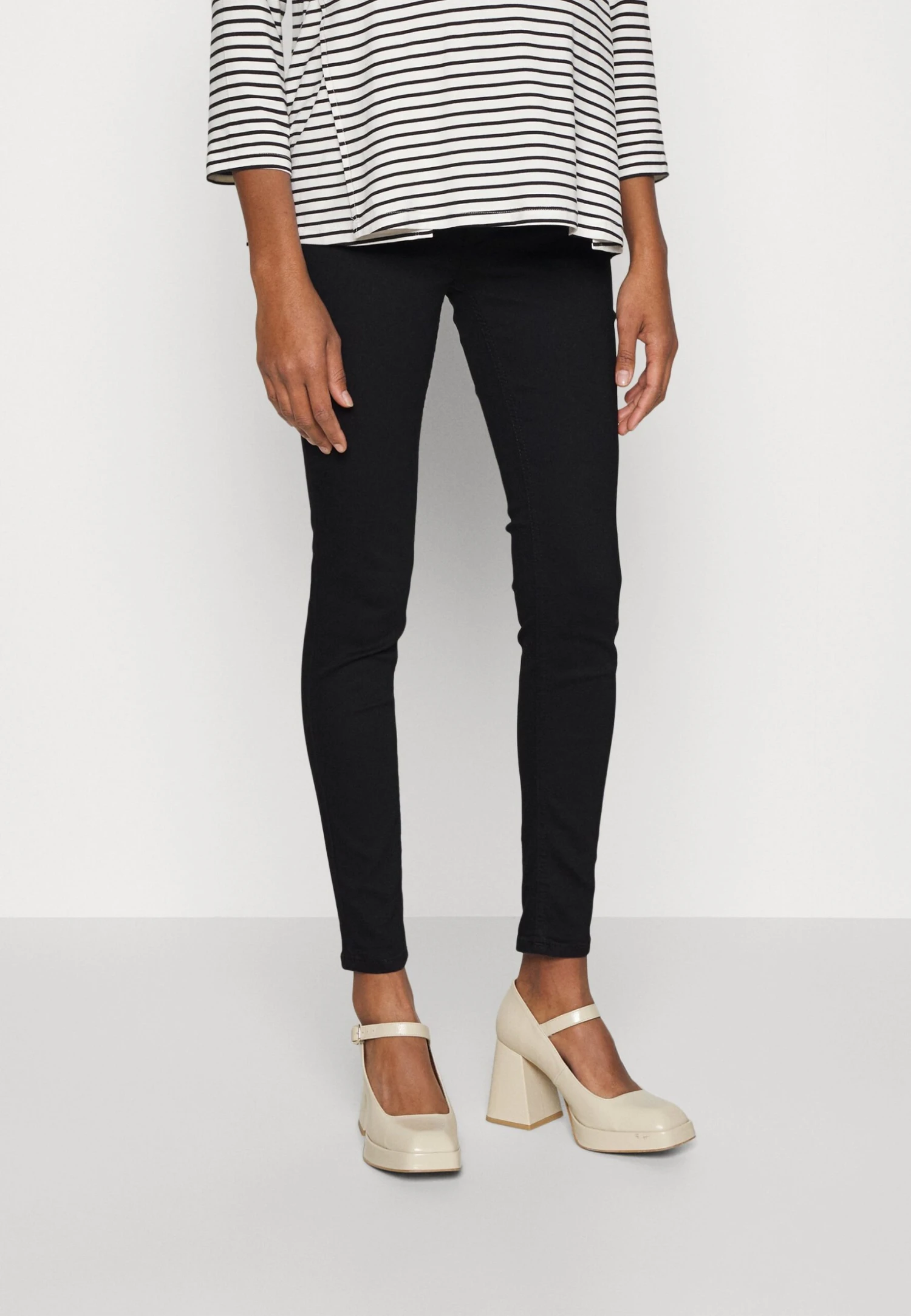 Jeans Skinny - Black 3 Jeans Skinny - Black